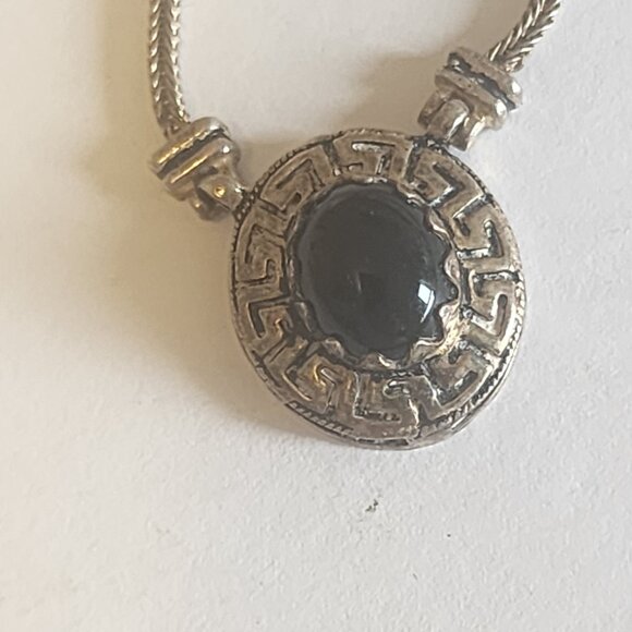 7  1/2 inches chain necklace 925 silver, black  cabochon round stone - Picture 3 of 6